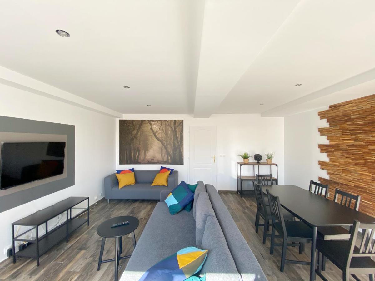 סן-אטיין 22 Chic & Cosy Grand Appart 92M2 Parking Gratuit Hypercentre Netflix מראה חיצוני תמונה