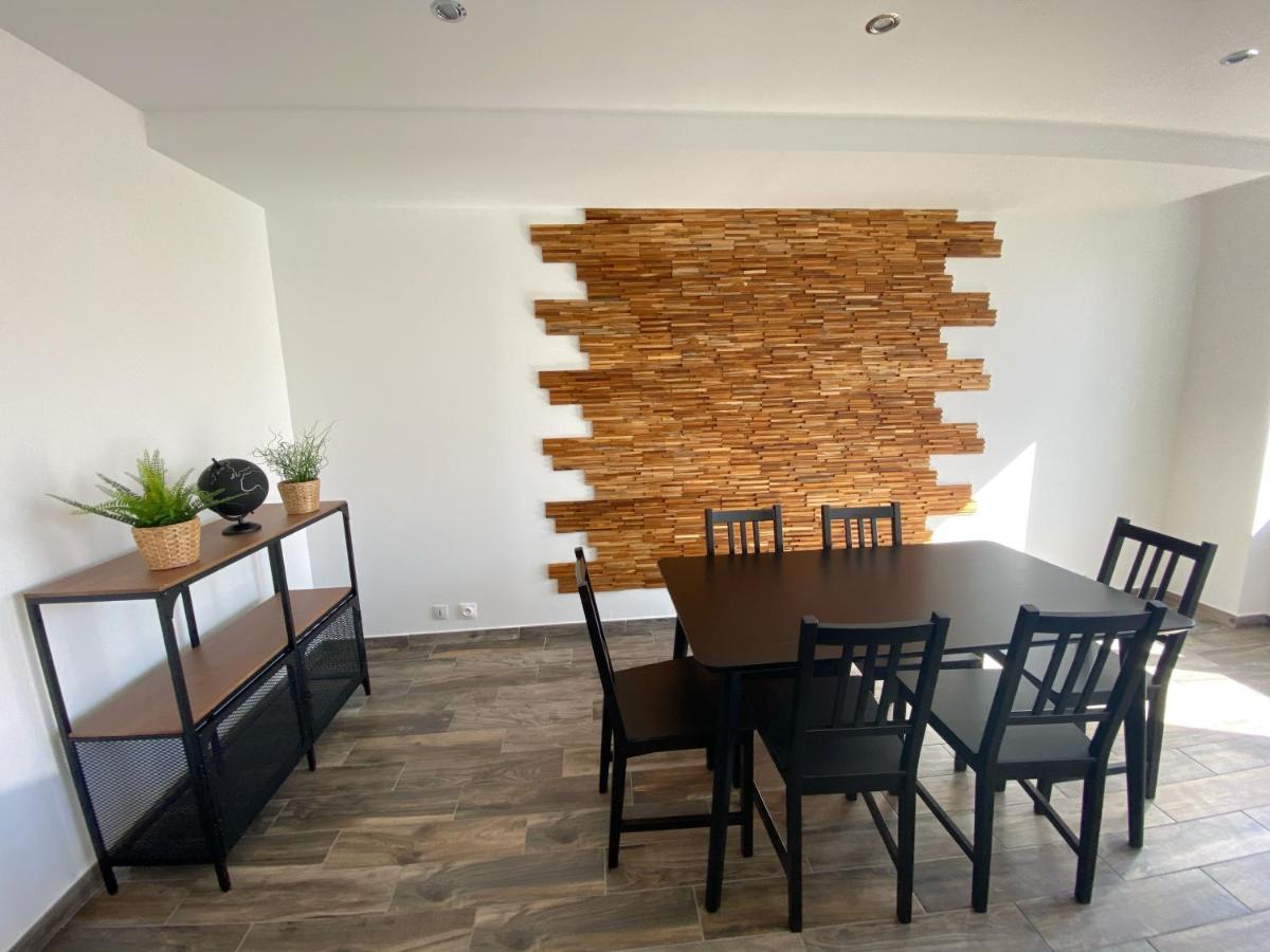 סן-אטיין 22 Chic & Cosy Grand Appart 92M2 Parking Gratuit Hypercentre Netflix מראה חיצוני תמונה