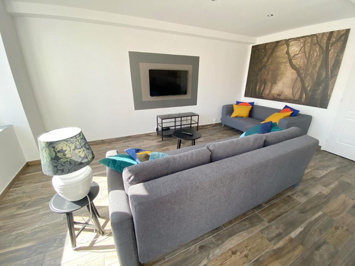 סן-אטיין 22 Chic & Cosy Grand Appart 92M2 Parking Gratuit Hypercentre Netflix מראה חיצוני תמונה
